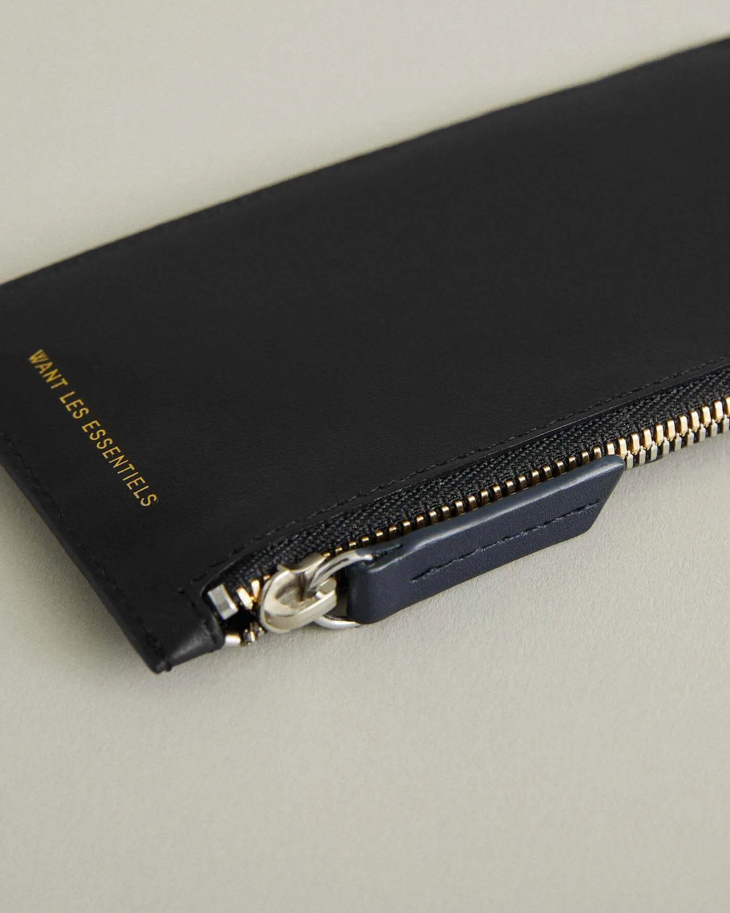 Adano Zipped Cardholder